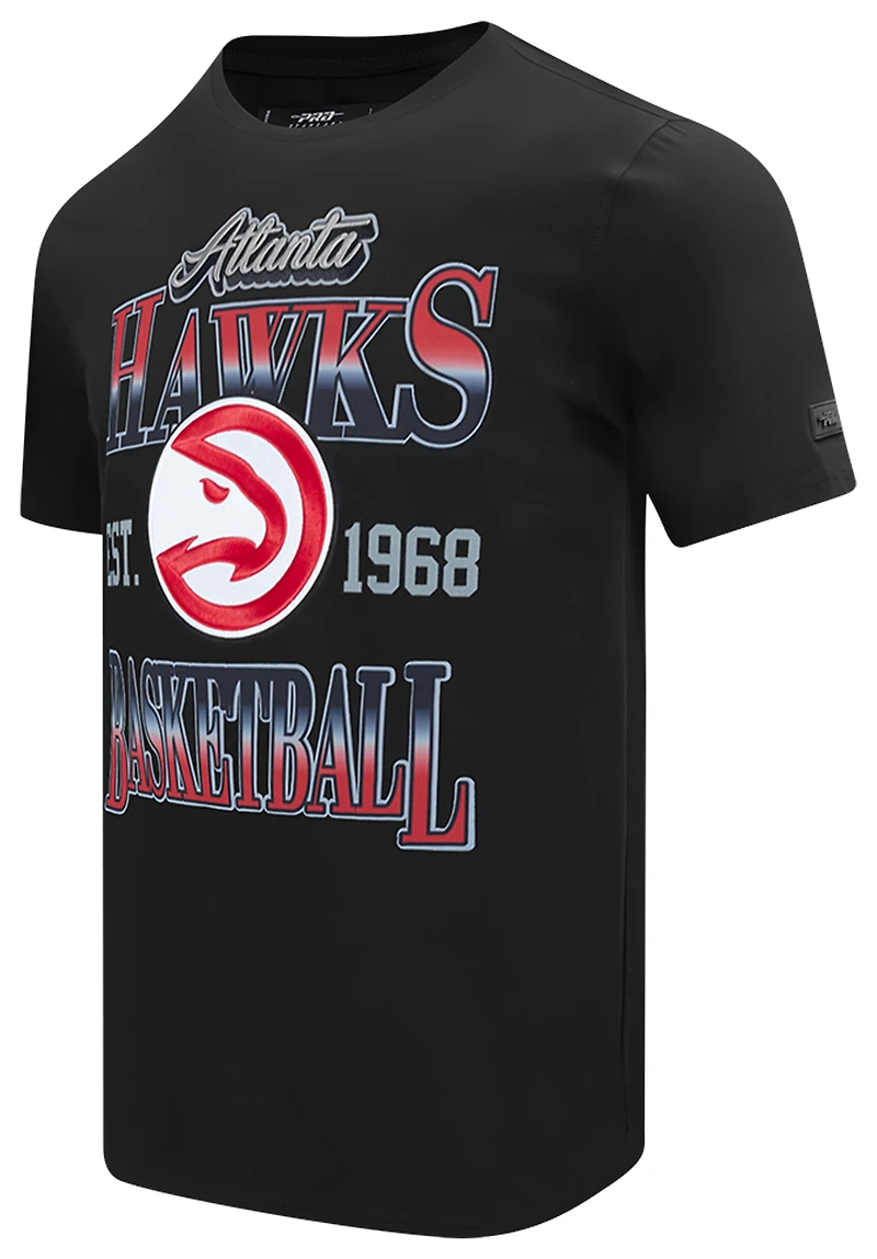 Pro Standard Hawks Bred T-Shirt - Men's