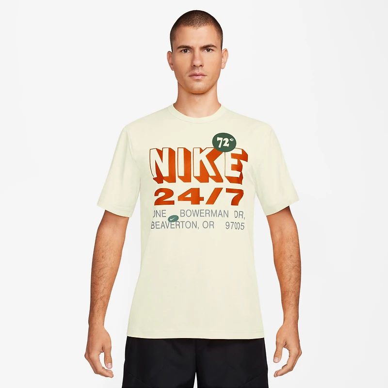 Nike Dri-FIT UV Hyverse Short Sleeve T-Shirt