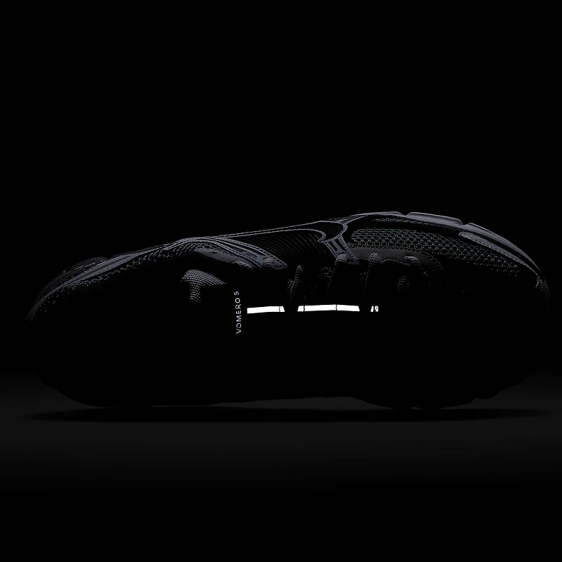 Nike Vomero 5