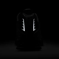Nike Shox R4