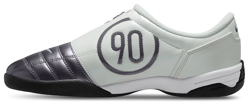 Nike Total 90