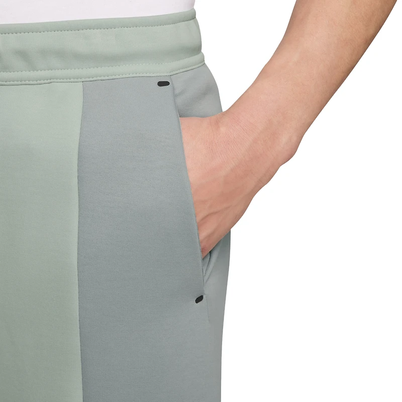 Nike Pantalon à ourlet ouvert Pro Cb en molleton Tech - Pour hommes