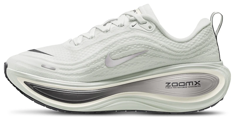 Nike Vomero Plus ESS  - Women's