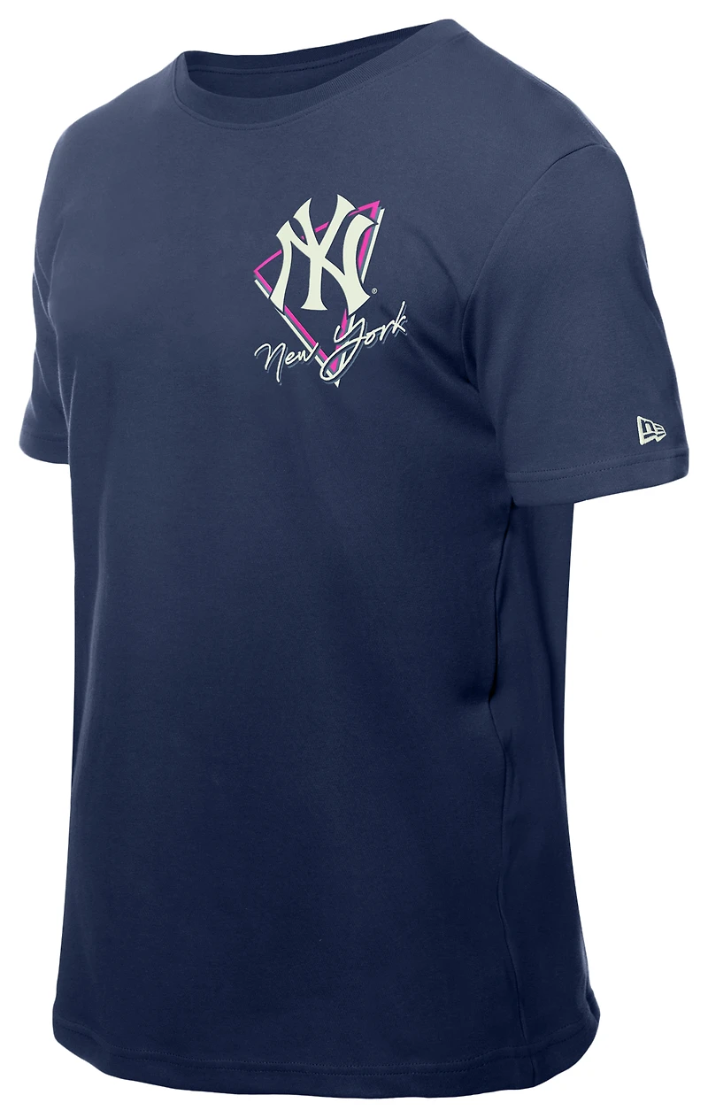 New Era Yankees Glow T-Shirt - Men's