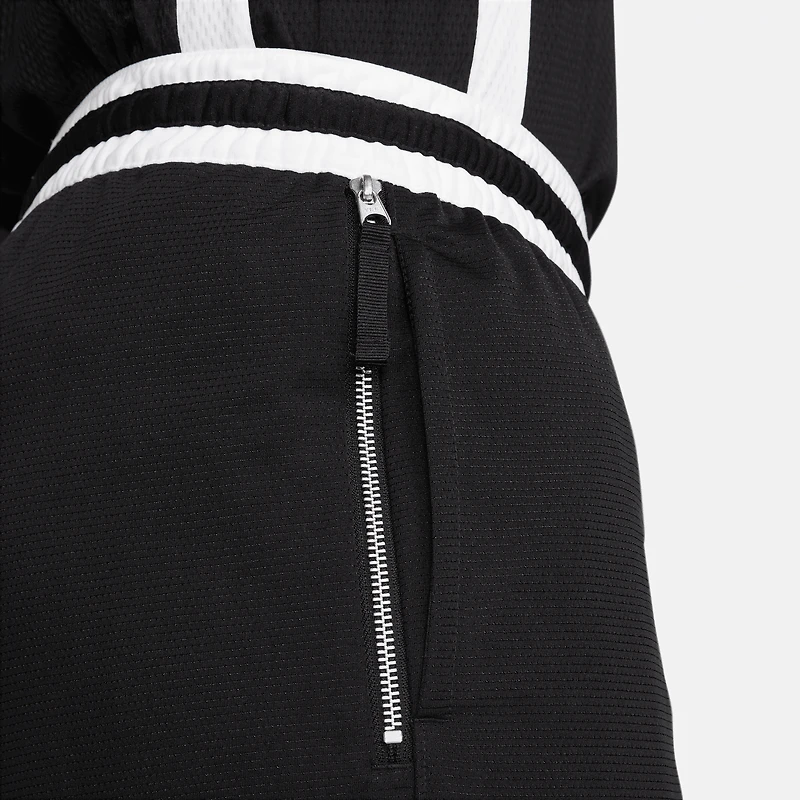 Nike Dri-FIT DNA 6" Shorts