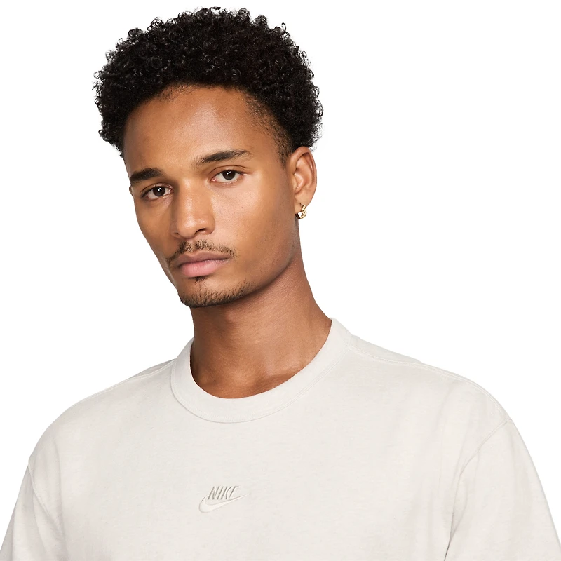 Nike NSW Premium Essentials SUST T-Shirt