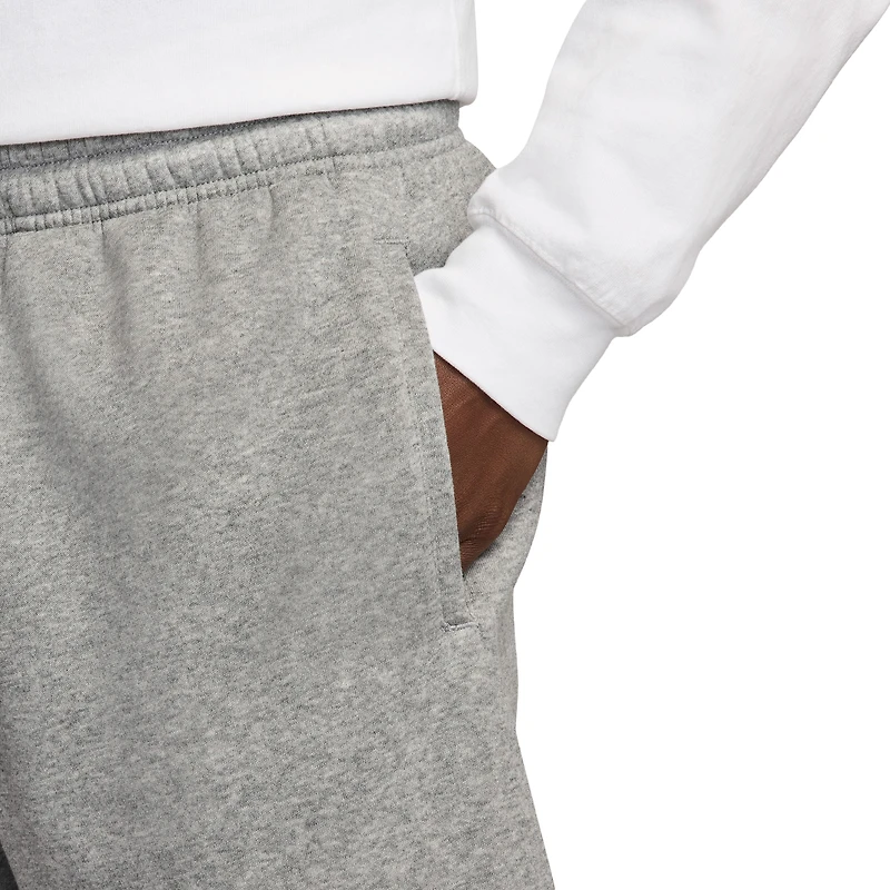 Nike Club Graphic Shorts