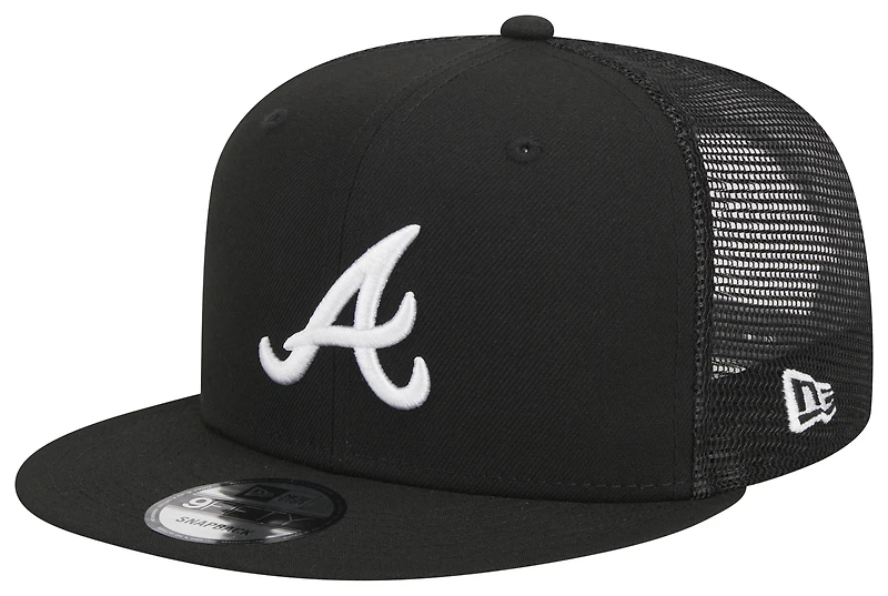 New Era Braves Evergreen Trucker Hat - Men's
