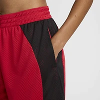 Nike Essential Mesh Dri-FIT Shorts - Women's