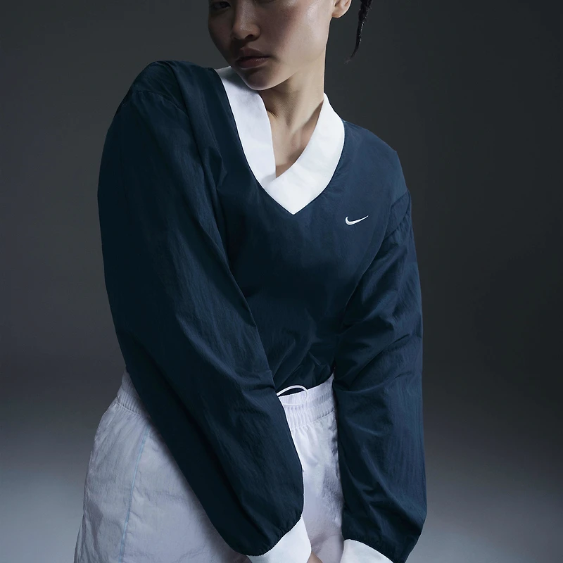 Nike NSW Essential Woven Long Sleeve V-Neck Crew - Women's