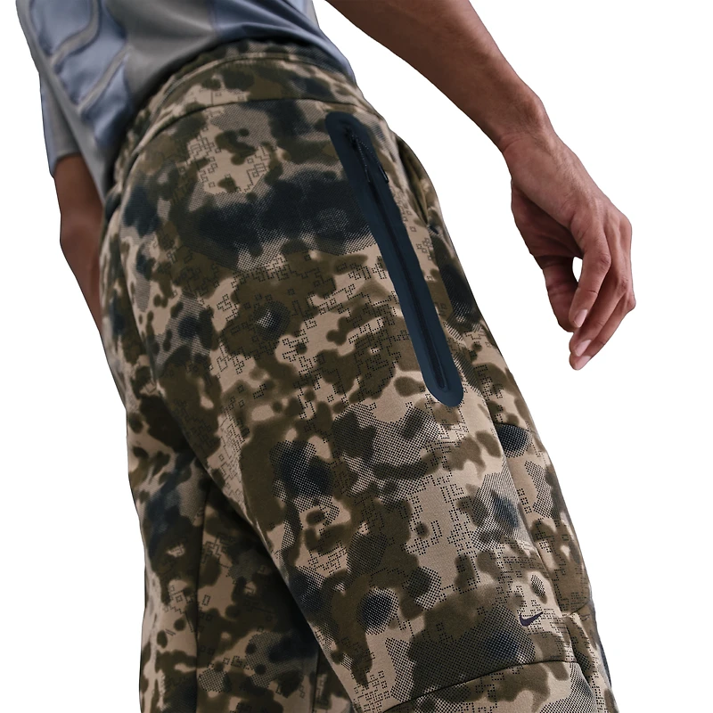Nike Tech Fleece Open Hem Camo Pant - Men's