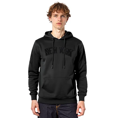 Pro Standard New York Yankees Triple Black Dk PO Hoodie - Men's
