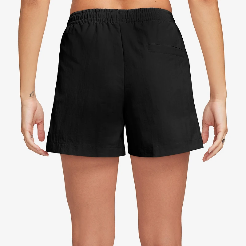 Nike Essential 5" Woven Shorts - Women's