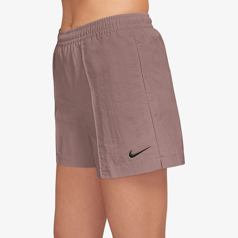 Nike Essential 5" Woven Shorts - Women's