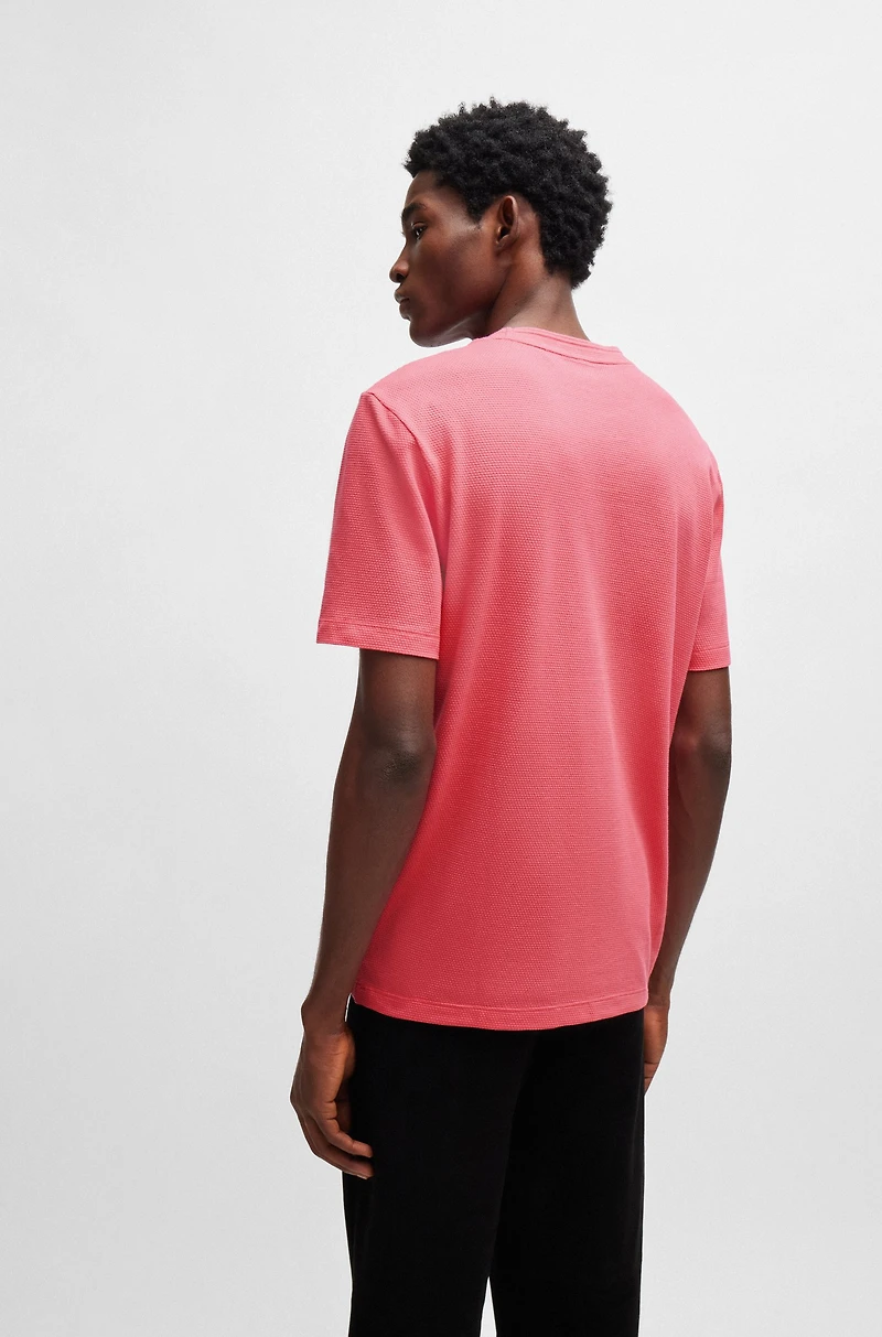 T-shirt with bubble-jacquard structure
