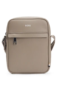 Reporter bag with signature stripe and logo detail