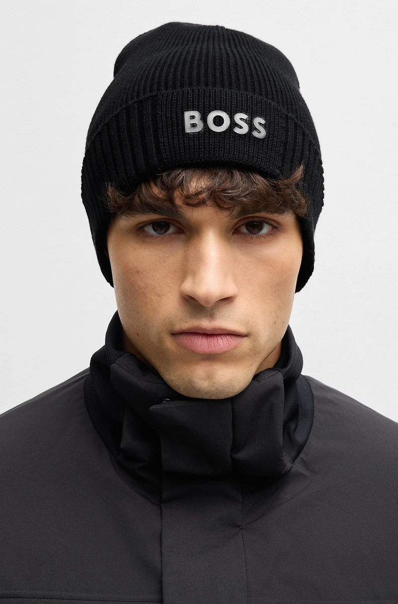 Logo-detail beanie hat in cotton and virgin wool