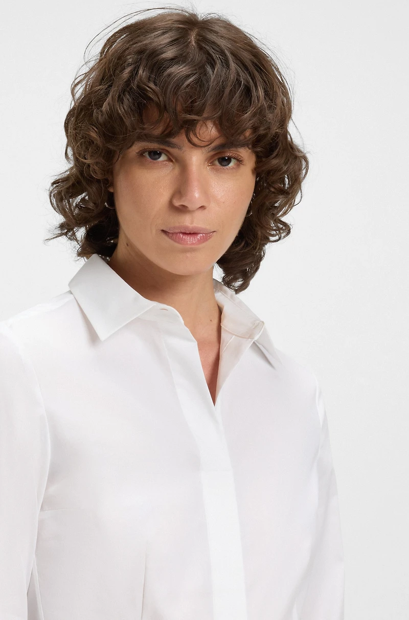 Slim-fit blouse a stretch cotton