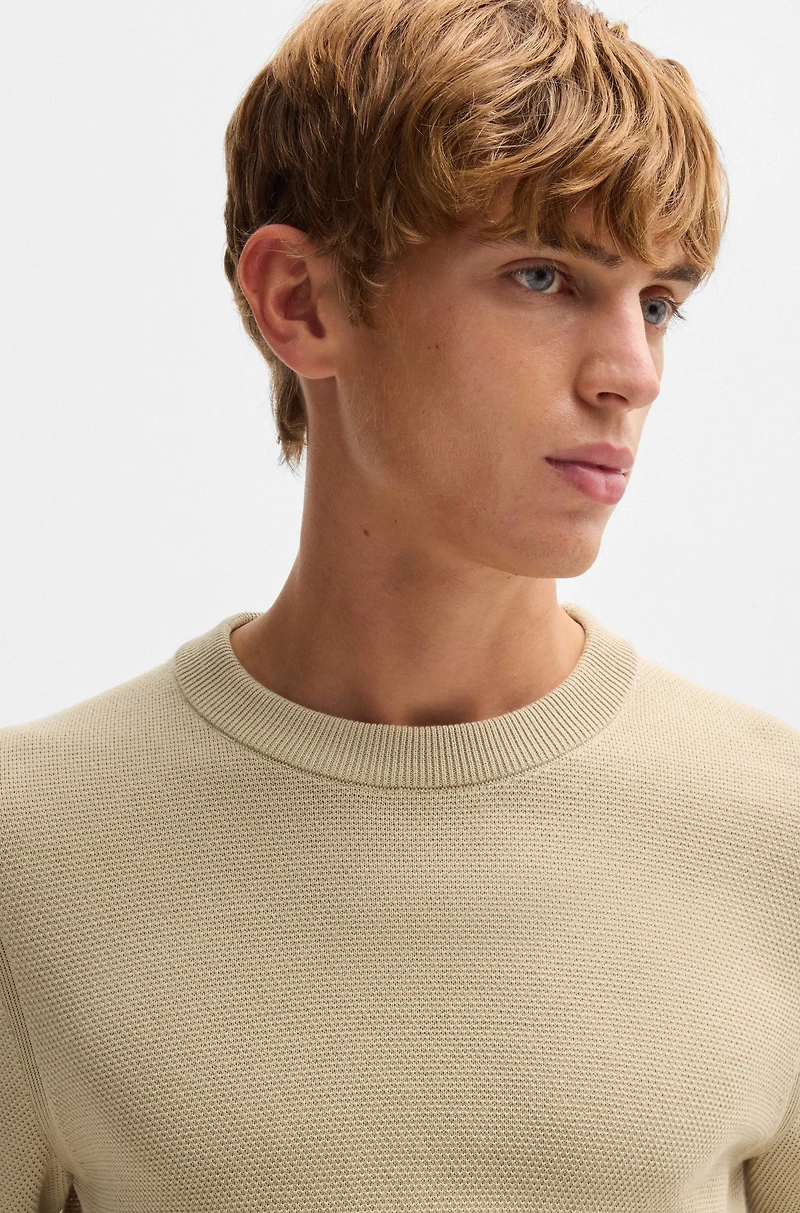 Micro-structured sweater cotton