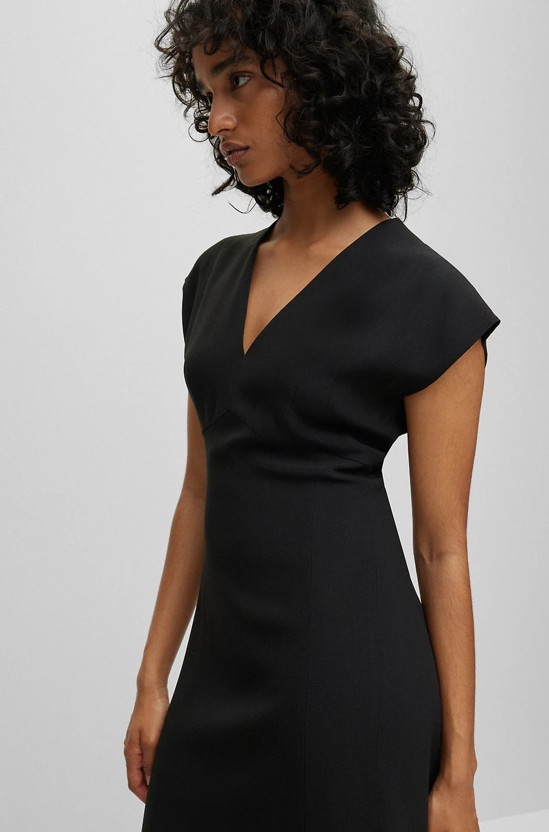 Slim-fit V-neck dress with cap sleeves