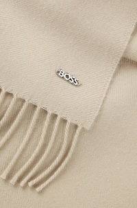 Logo-rivet scarf in wool