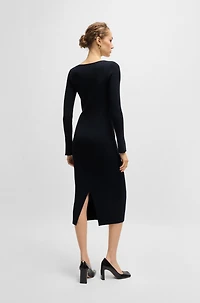 Long-sleeved V-neck dress with ribbed knit