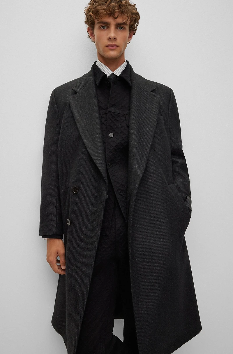 Double-breasted, regular-fit coat a wool blend