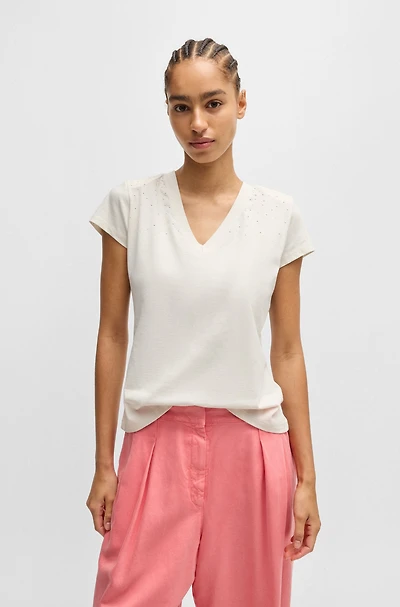 V-neck T-shirt cotton with embellishments