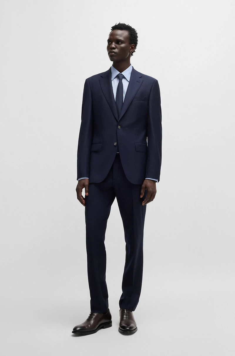 Slim-fit shirt performance-stretch fabric