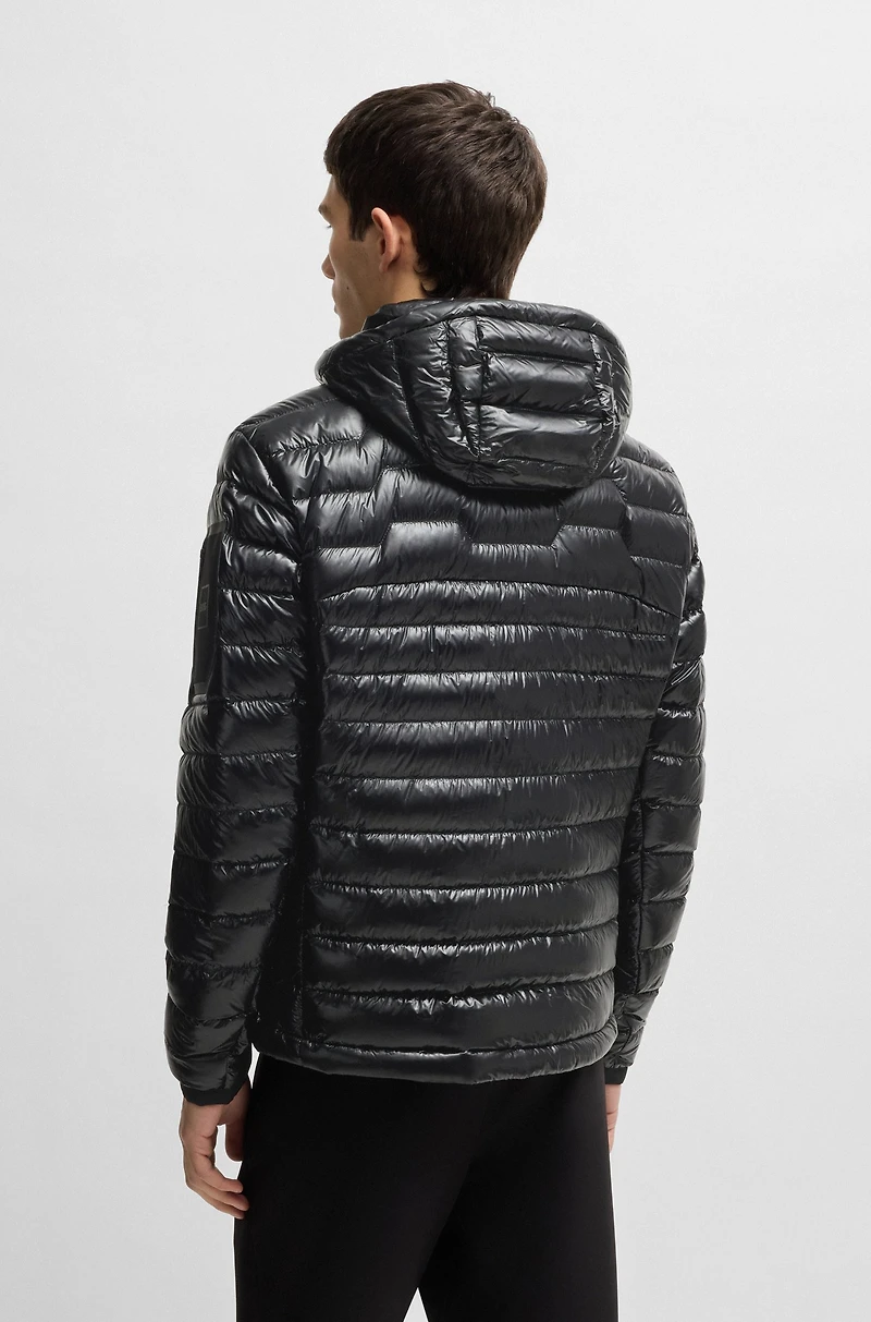 Water-repellent jacket with down filling