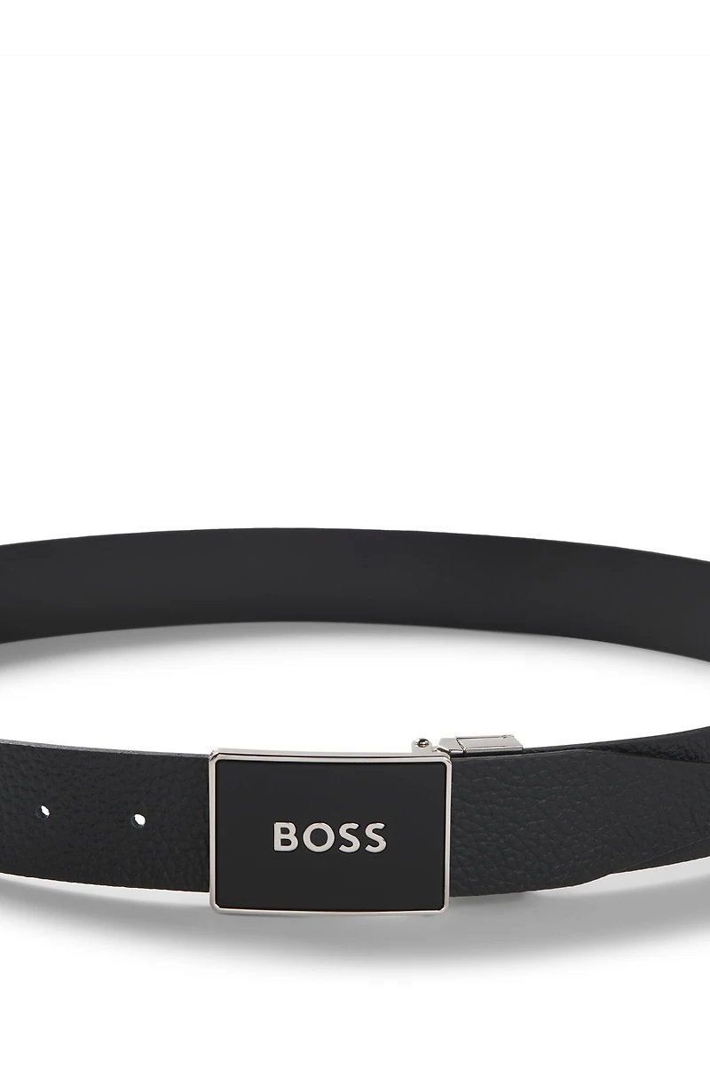 Reversible leather belt with plaque buckle