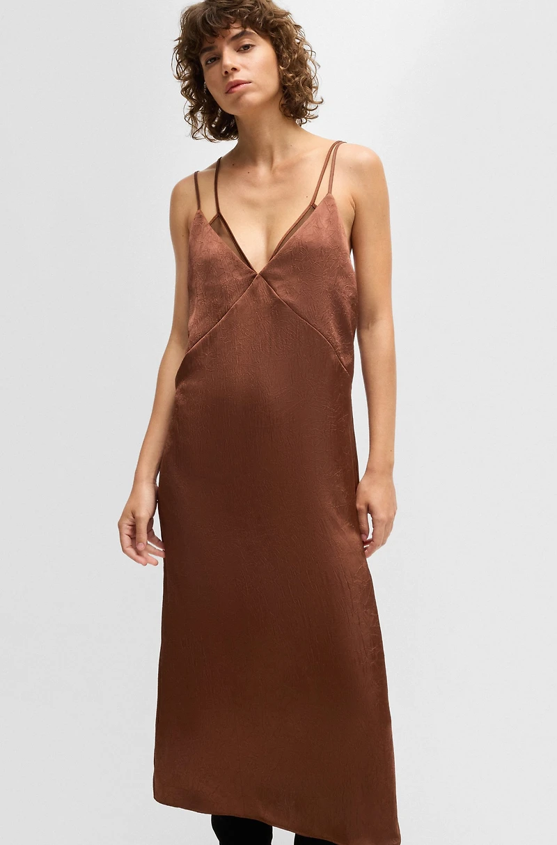 Strappy dress crinkle satin