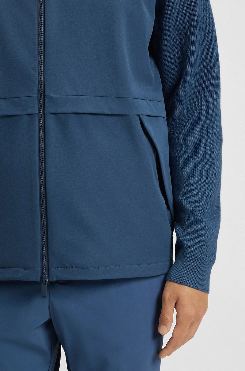 Softshell jacket with knitted details