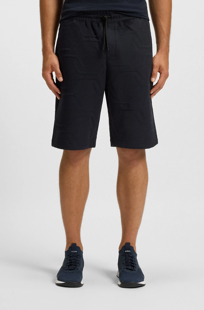Relaxed-fit shorts with hexagonal quilting