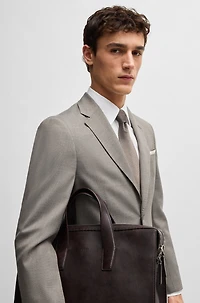 Slim-fit suit high-twist virgin wool