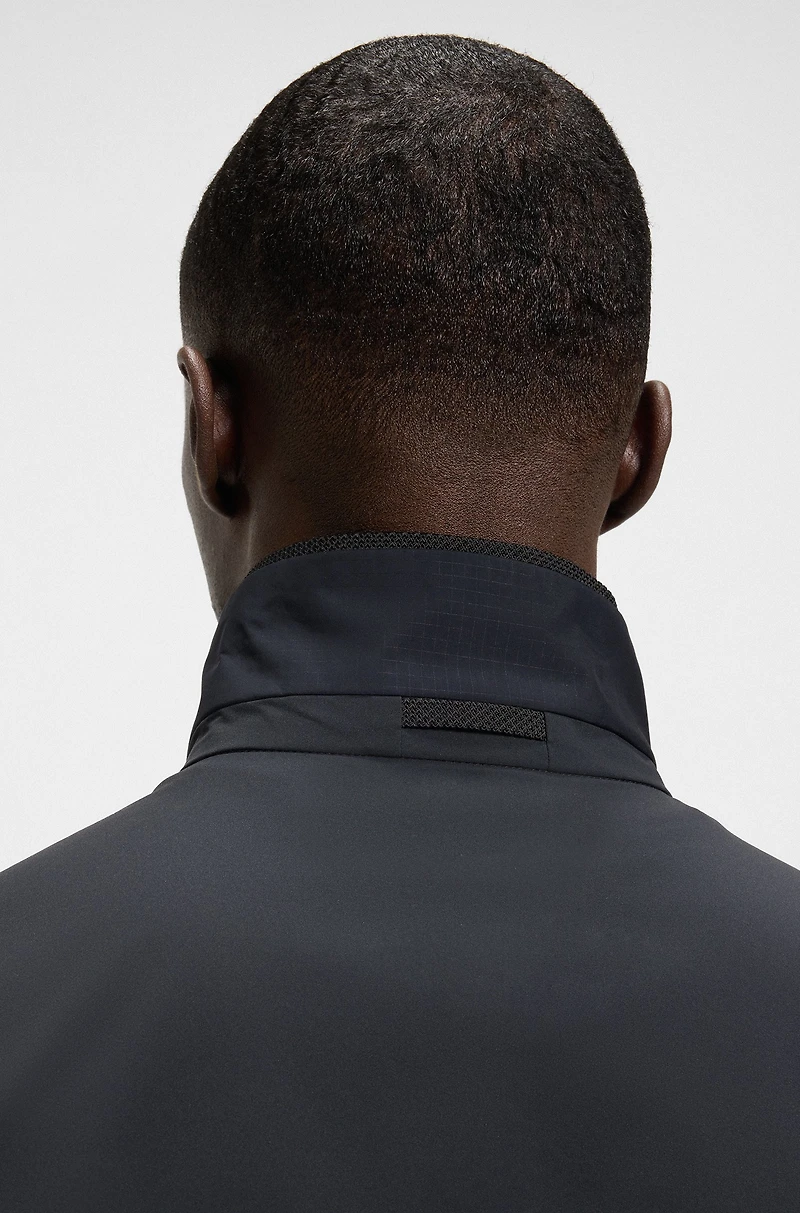 Water-repellent jacket super-stretch poplin