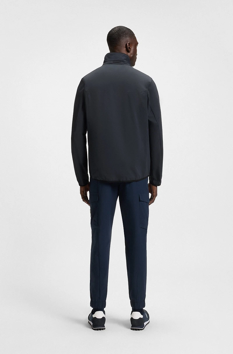 Water-repellent jacket super-stretch poplin