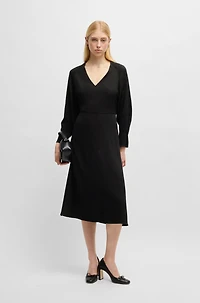 V-neck dress with button cuffs