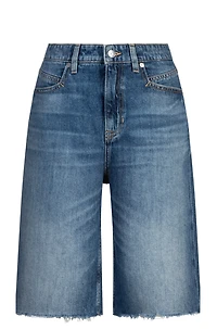 Knee-length denim shorts with raw hem