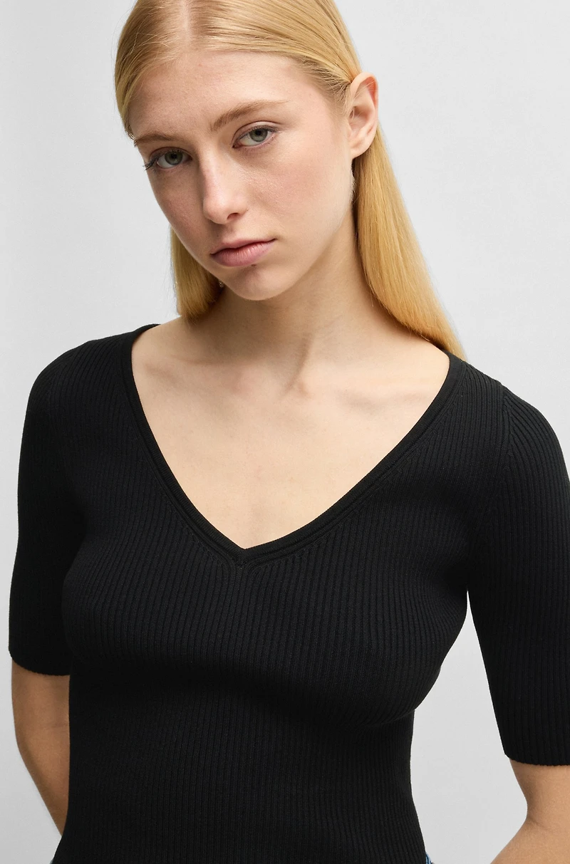 Knitted sweater with V neckline slim fit