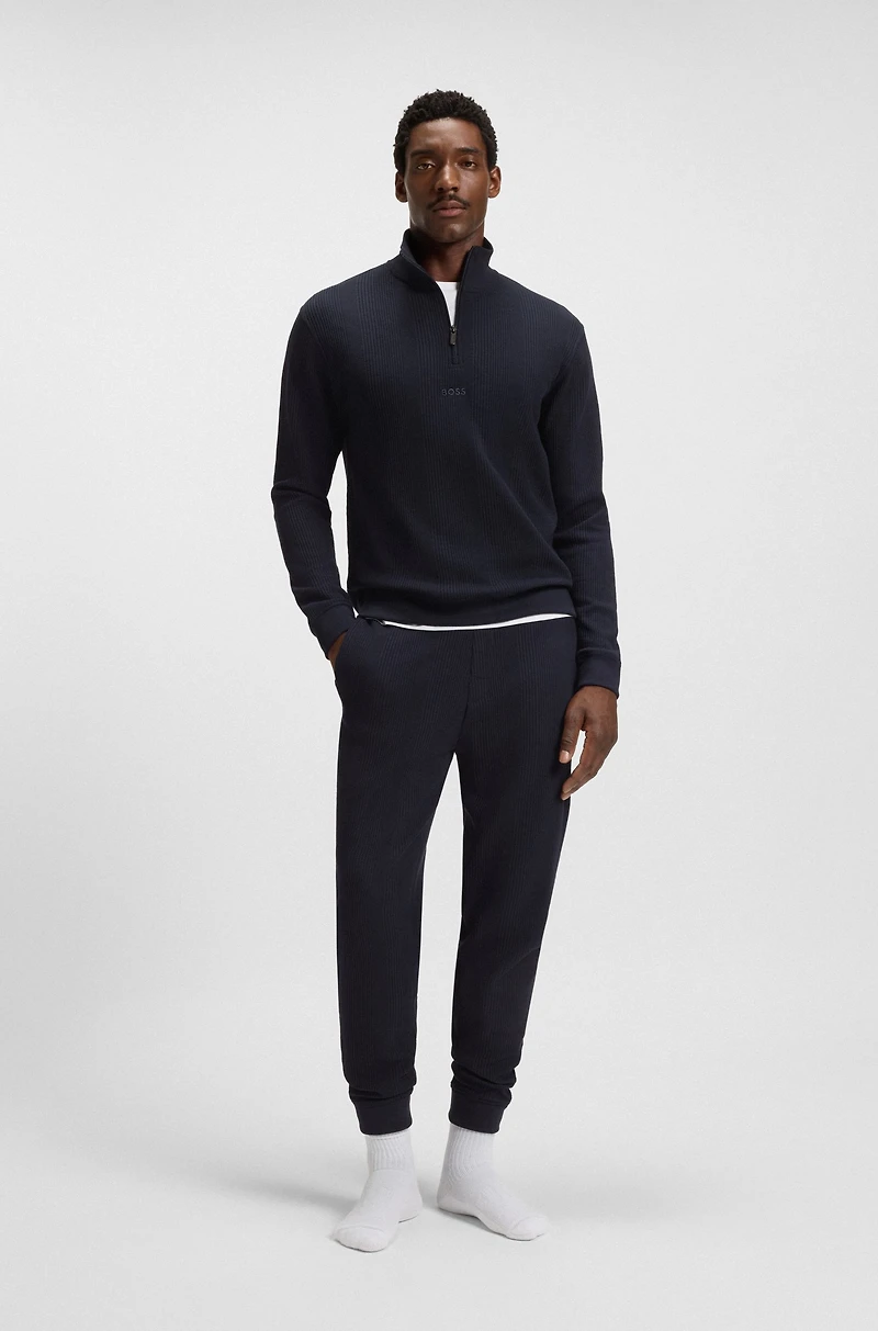 Zip-neck sweater a waffle-structured cotton
