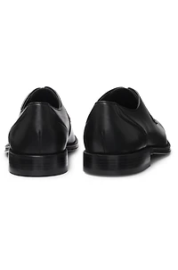 Cap-toe Derby shoes leather