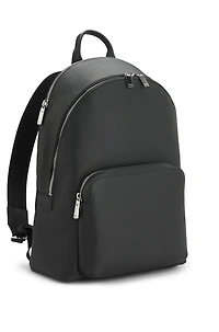 Backpack in grained Italian leather with smart sleeve