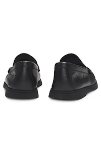 Logo-detail moccasins tumbled leather