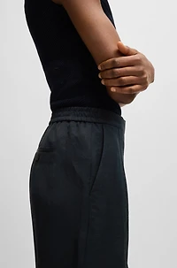 Relaxed-fit shorts with wide leg