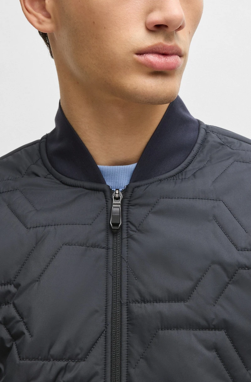 Hybrid sweatshirt with quilted upper body and mesh lining