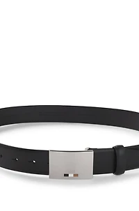 Reversible leather belt with plaque buckle