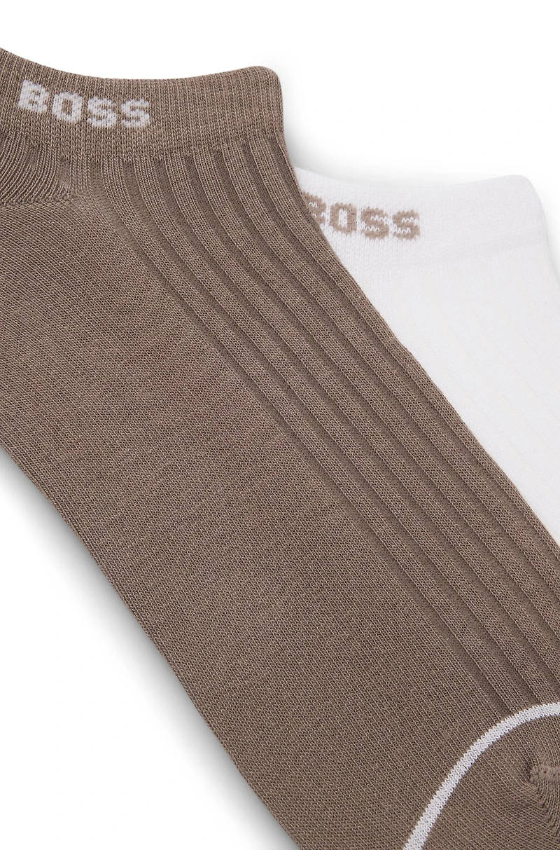 Two-pack of ankle socks in a cotton blend
