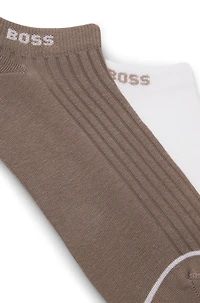 Two-pack of ankle socks in a cotton blend