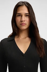 Virgin-wool sweater with collar and buttoned placket